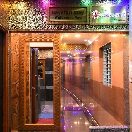 Gayathri Stay Kanchipuram Extérieur photo
