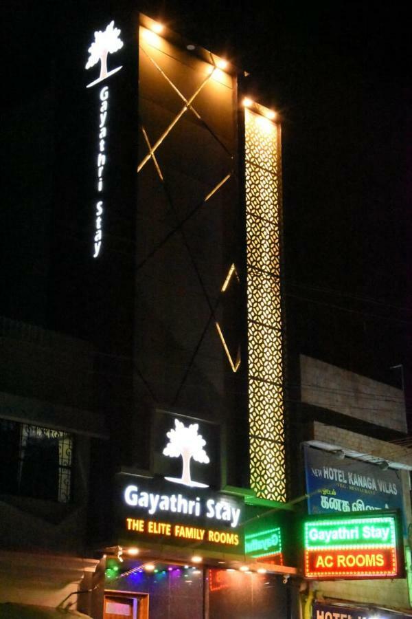 Gayathri Stay Kanchipuram Extérieur photo