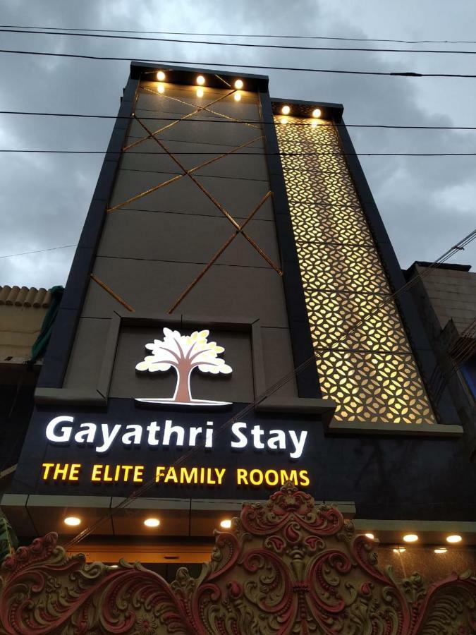 Gayathri Stay Kanchipuram Extérieur photo